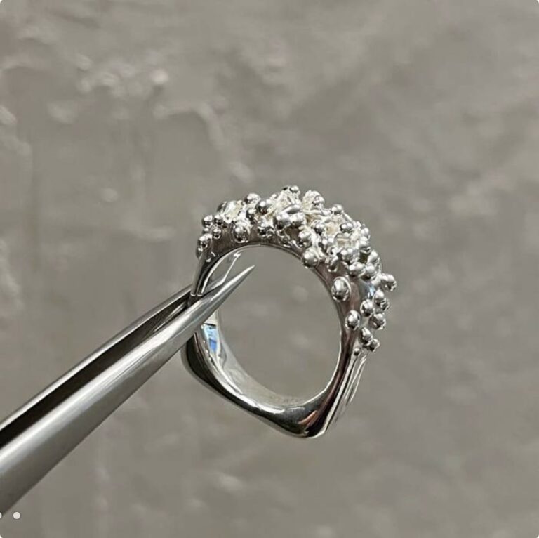 Lav din egen unikke ring hos Lily Read Jewellery