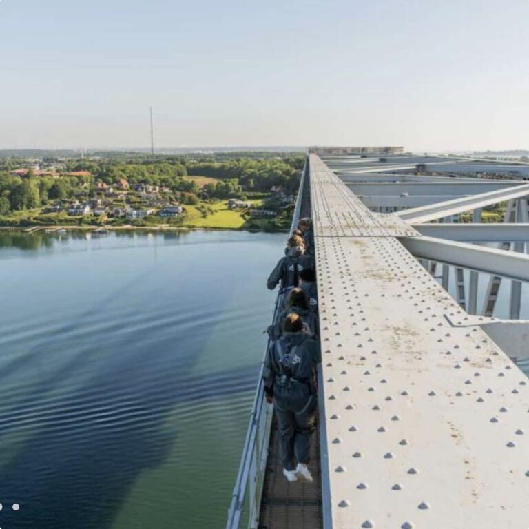 udsigt på bridgewalking middlefart